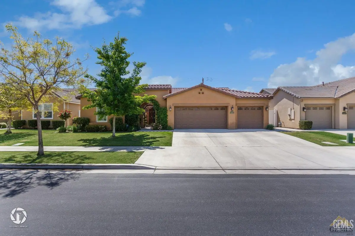 14603 YELLOW LUPINE DRIVE, Bakersfield, CA 93314 - Image #1