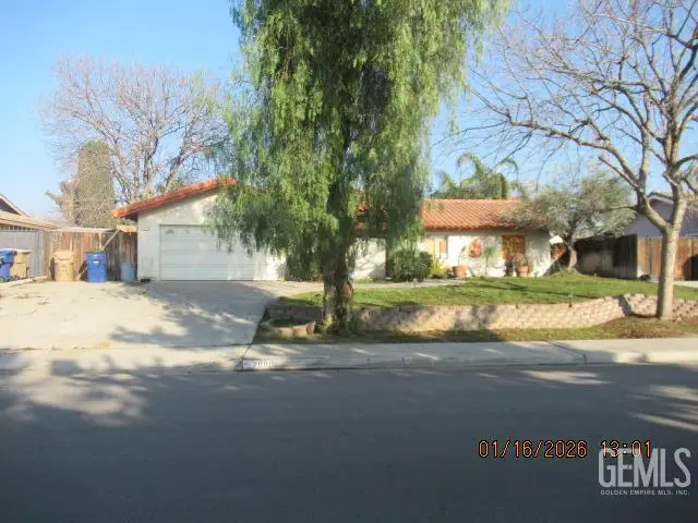 2000 GLENMONT DRIVE, Bakersfield, CA 93309 - Image #1