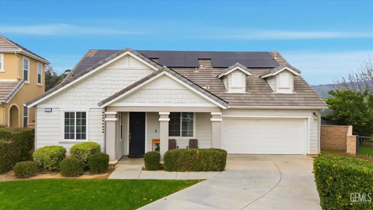 6123 PILAR WAY, Bakersfield, CA 93306 - #1