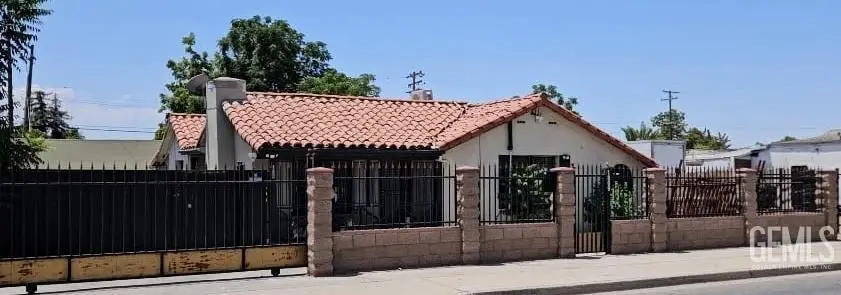 1809 NILES STREET, Bakersfield, CA 93305 - #1