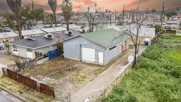 1322 QUINCY STREET, Bakersfield, CA 93305