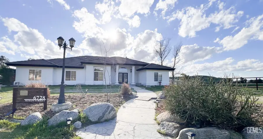 6728 SUSAN STREET, Bakersfield, CA 93308 - #2