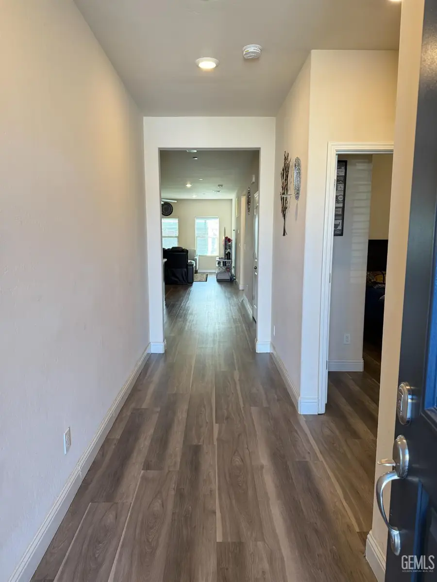 6003 GLEN ROSE AVENUE, Bakersfield, CA 93313 - #3