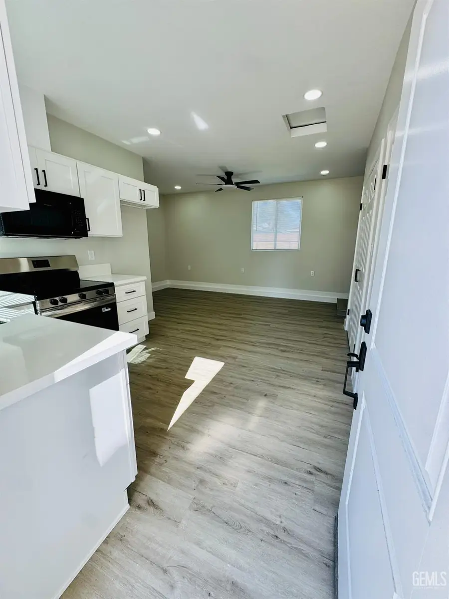 1804 HODGES AVENUE, Bakersfield, CA 93304 - #2