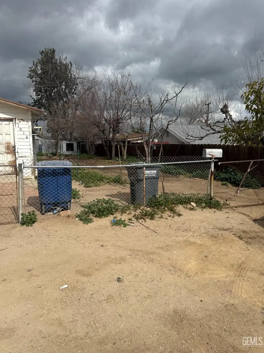 1016 BUENA VISTA STREET, Taft, CA 93268 - #2