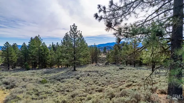 25540 HIGH ROCK COURT, Tehachapi, CA 93561