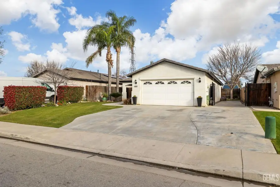 6308 CALABRIA DRIVE, Bakersfield, CA 93308 - #3