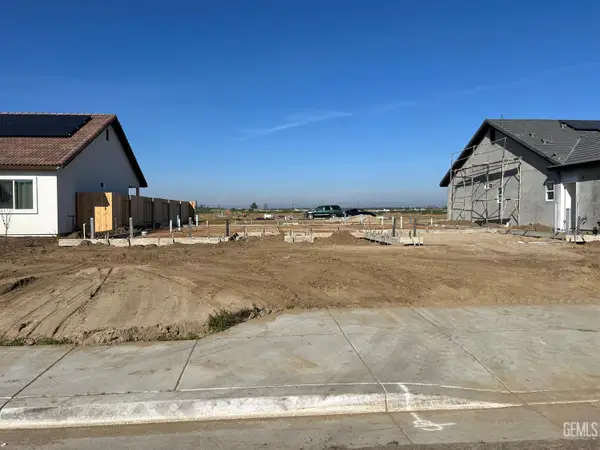 720 SAMMY WAY, Shafter, CA 93263