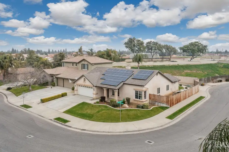 5802 ALPINE FALLS LANE, Bakersfield, CA 93312 - #2