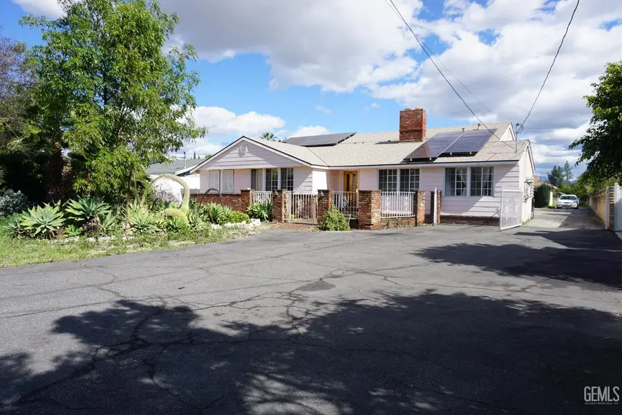 9826 COLUMBUS AVE, North Hills, CA 91343 - #3