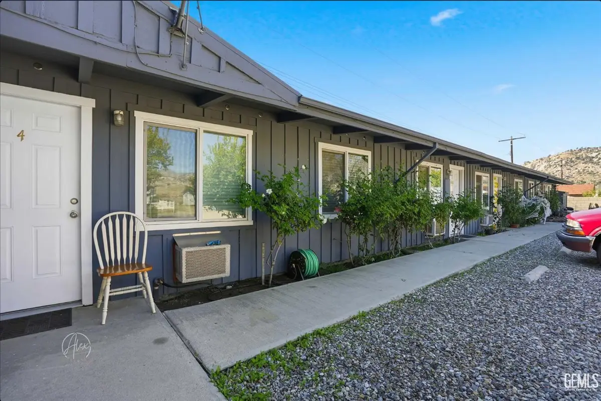 2100 CRESTVIEW AVENUE, Lake Isabella, CA 93240 - #1