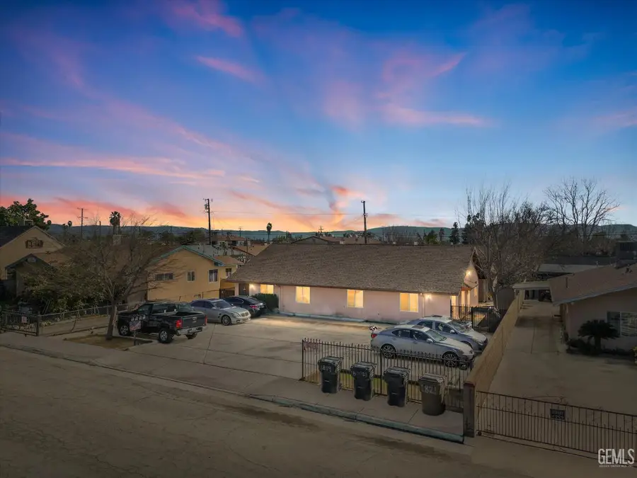 1819 PACIFIC STREET, Bakersfield, CA 93305 - #2