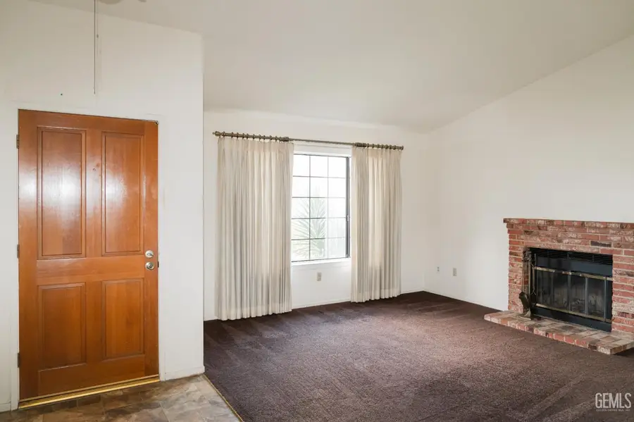 4001 REDFORD, Bakersfield, CA 93313 - #2