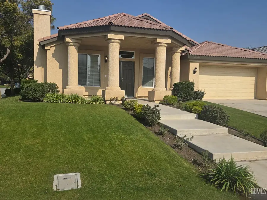 10310 LERWICK AVENUE, Bakersfield, CA 93311 - #2