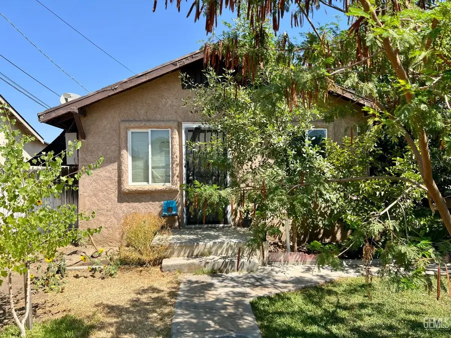 8712 GAIL MARIE DRIVE, Lamont, CA 93241 - #3