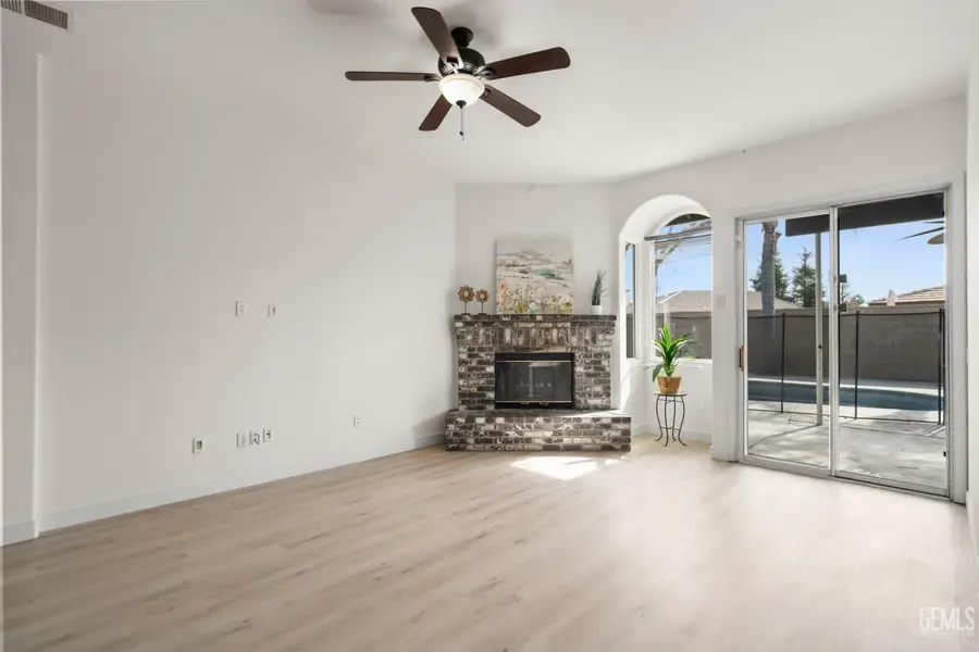 10215 ATAKAPA AVENUE, Bakersfield, CA 93312 - #3