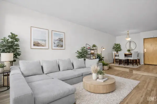 19009 SHERMAN WAY #2, Reseda, CA 91335