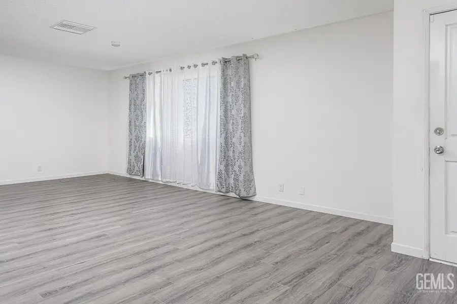 8525 GREAT CIRCLE DRIVE, California City, CA 93505 - #3