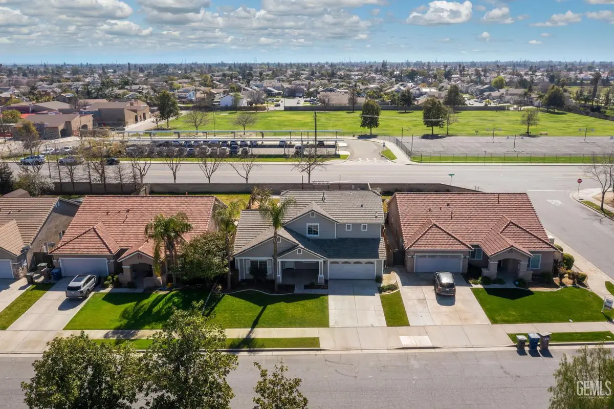 11515 PRESIDENTIAL ROAD, Bakersfield, CA 93312 - #1
