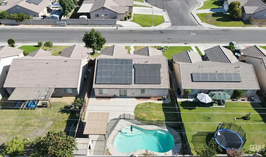 10601 PLEASANT VALLEY DRIVE, Bakersfield, CA 93311 - #2