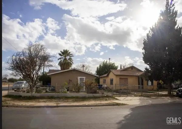 9500 CARNATION AVENUE, Lamont, CA 93241