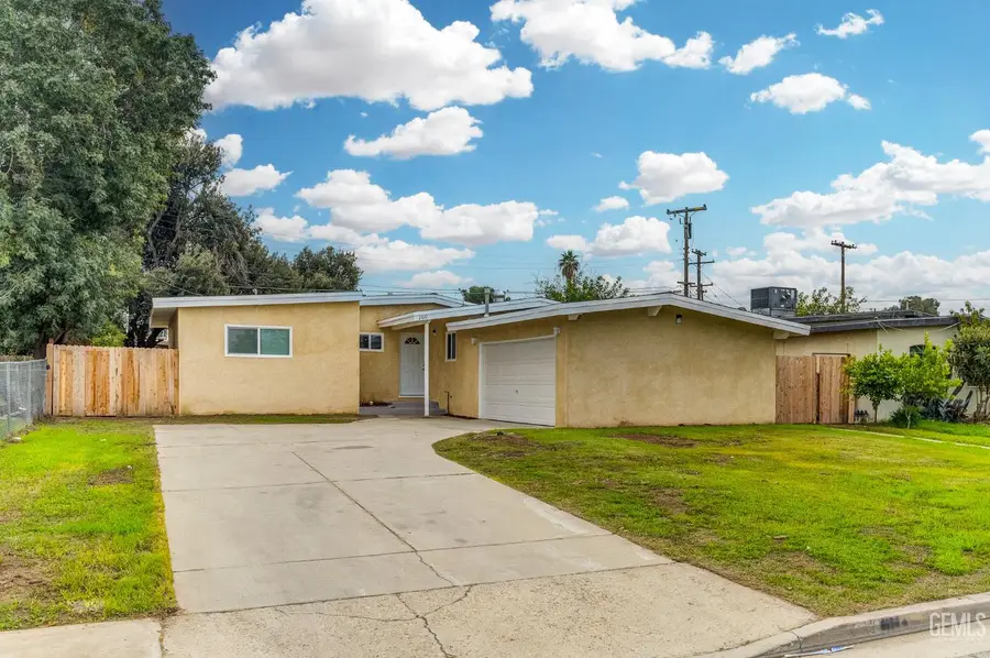 2612 LEE DRIVE, Bakersfield, CA 93304 - #2