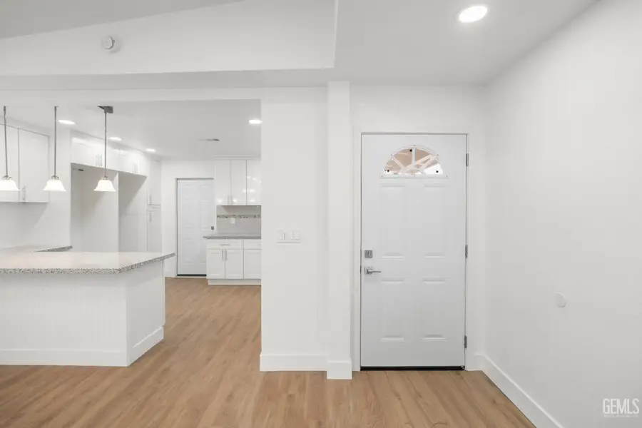 2612 LEE DRIVE, Bakersfield, CA 93304 - #3
