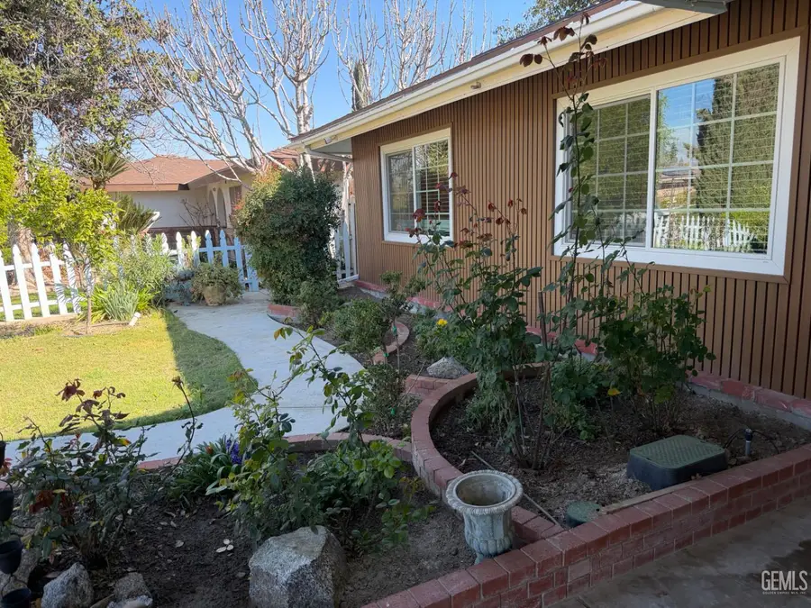 2616 CHESHIRE DRIVE, Bakersfield, CA 93309 - #2