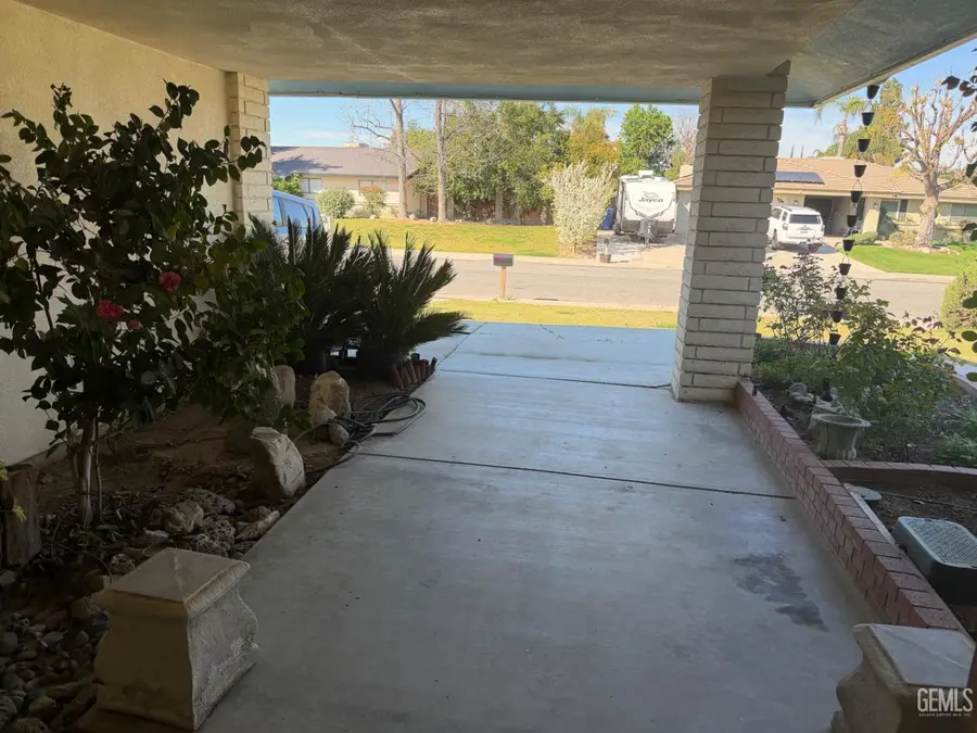 2616 CHESHIRE DRIVE, Bakersfield, CA 93309 - #3