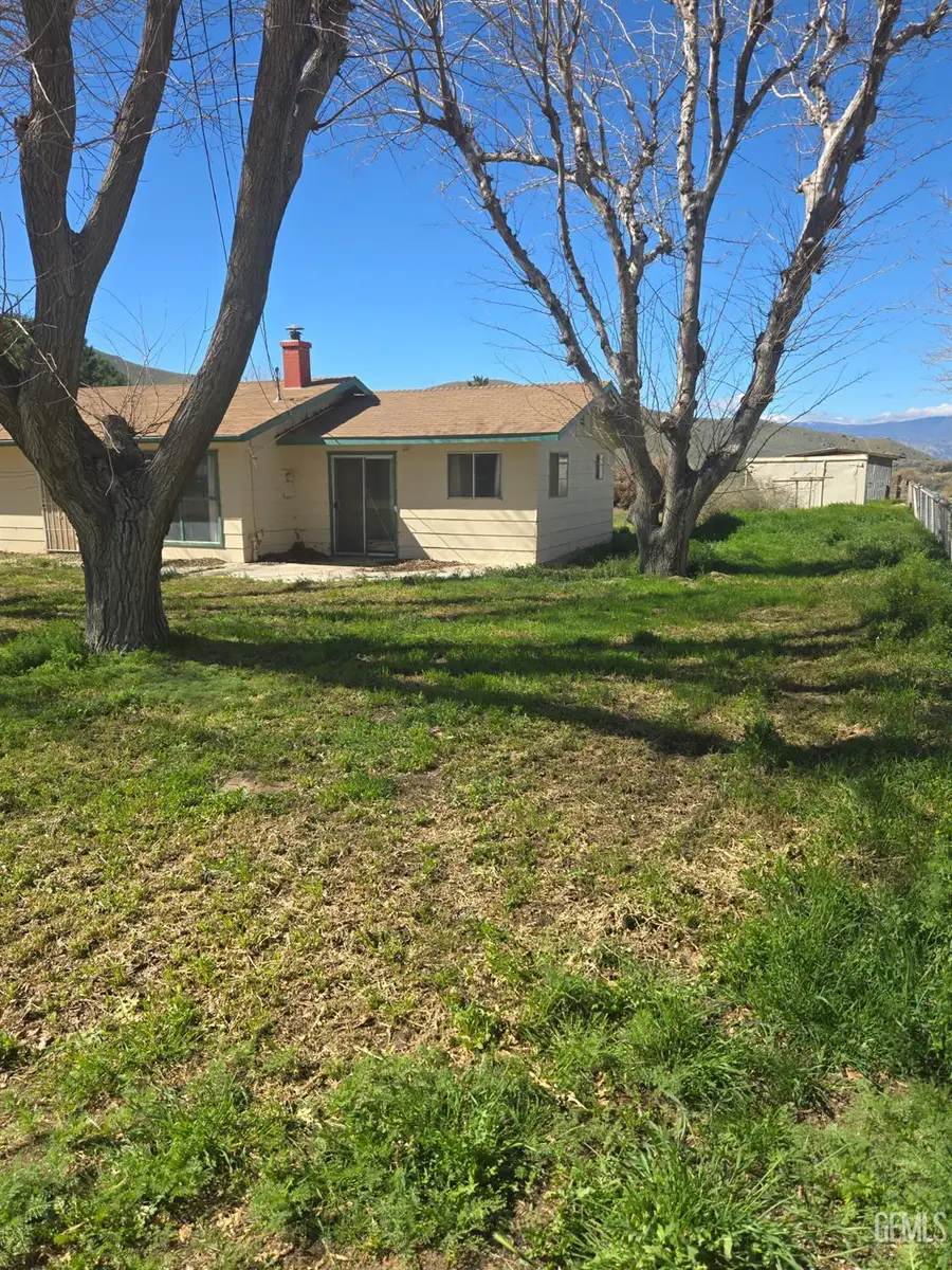 6165 BONIKELL, Weldon, CA 93283 - #2
