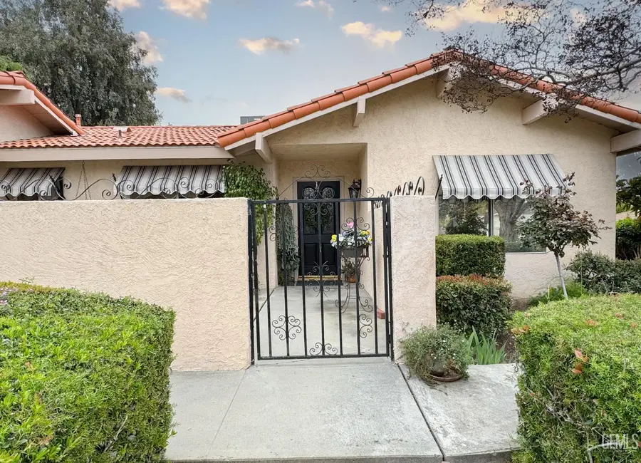 3509 JANENE WAY, Bakersfield, CA 93306 - #2