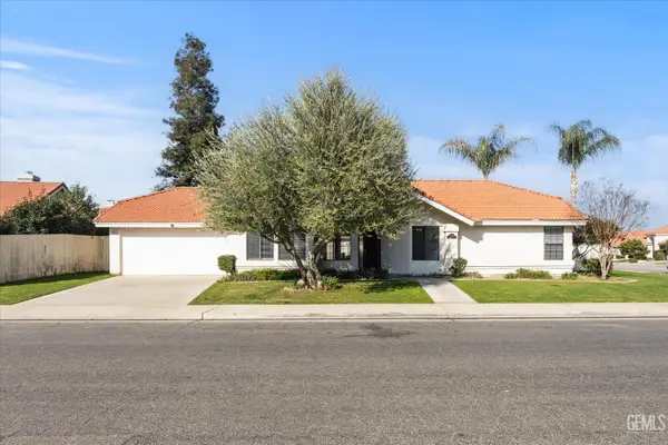 8201 NORFOLK COURT, Bakersfield, CA 93311
