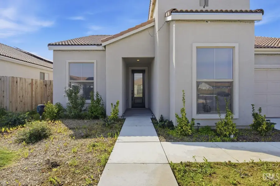 7425 PEACH GROVE LANE, Bakersfield, CA 93313 - #3