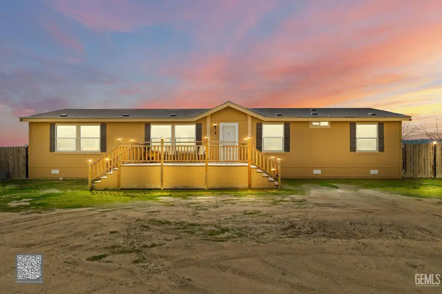 28105 CLYDESDALE AVENUE, Taft, CA 93268 - #3