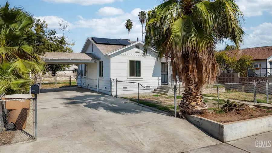 920 KNOTTS STREET, Bakersfield, CA 93305 - #3