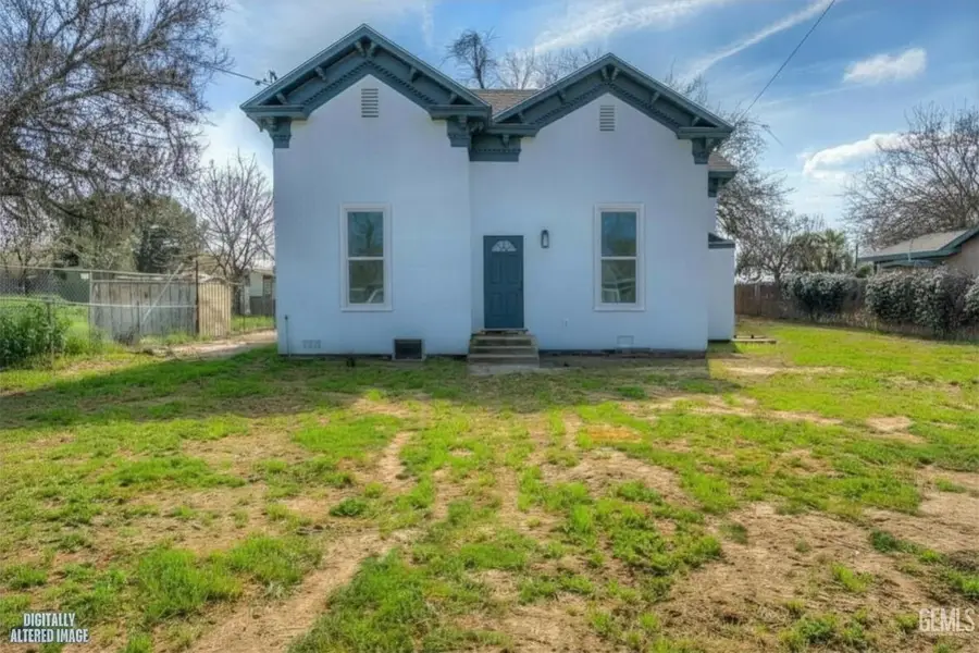 1615 W CROSS AVENUE, Tulare, CA 93274 - #3