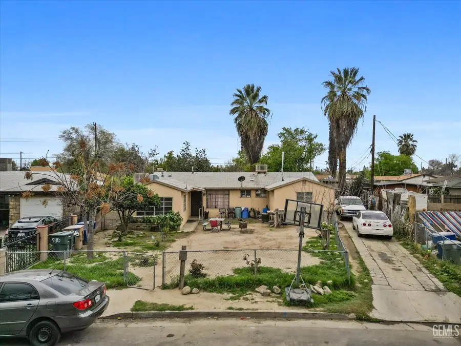 935 SYLVIA DRIVE, Bakersfield, CA 93304 - #3