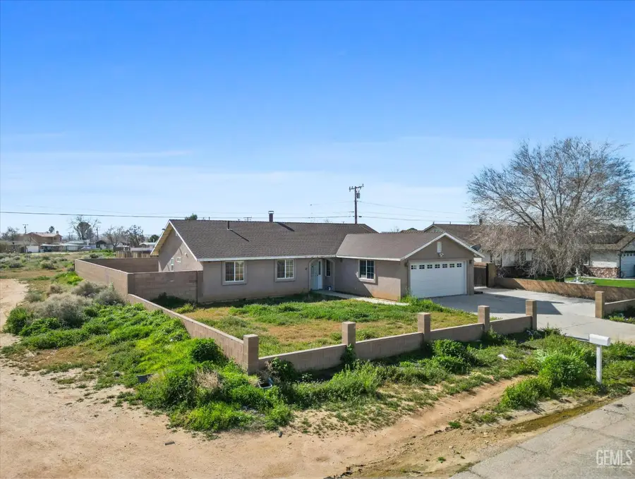 8572 IRONWOOD AVENUE, California City, CA 93505 - #2