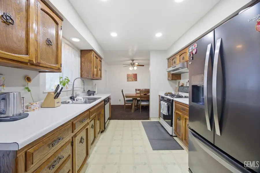 1804 LE MAY AVENUE, Bakersfield, CA 93304 - #2