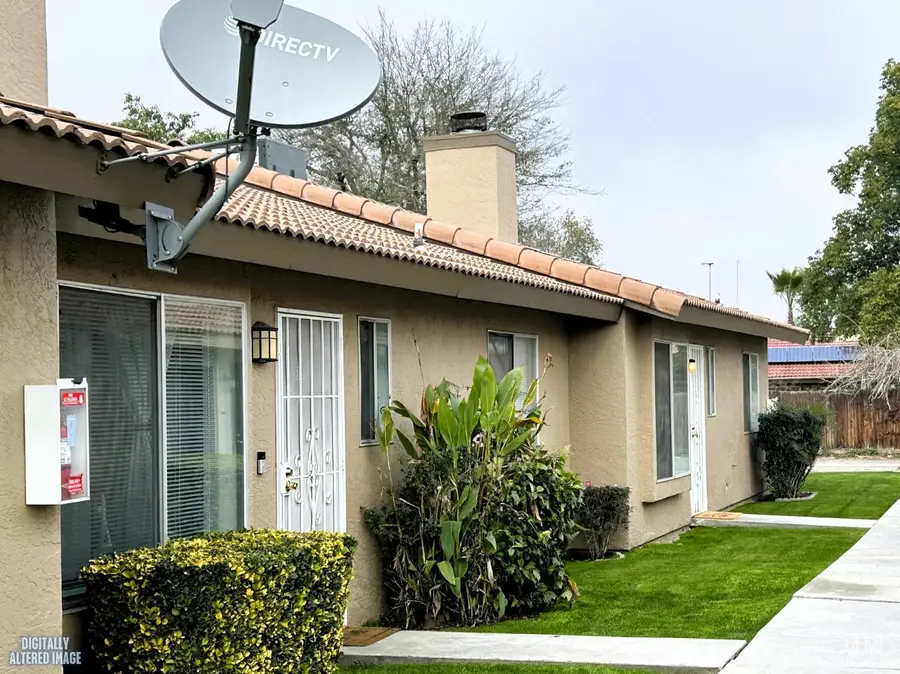 4424 WHITE LANE, Bakersfield, CA 93309 - #3