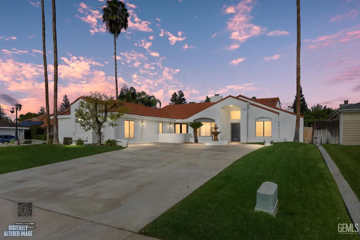 9712 WHITE OAK DRIVE, Bakersfield, CA 93311 - #1