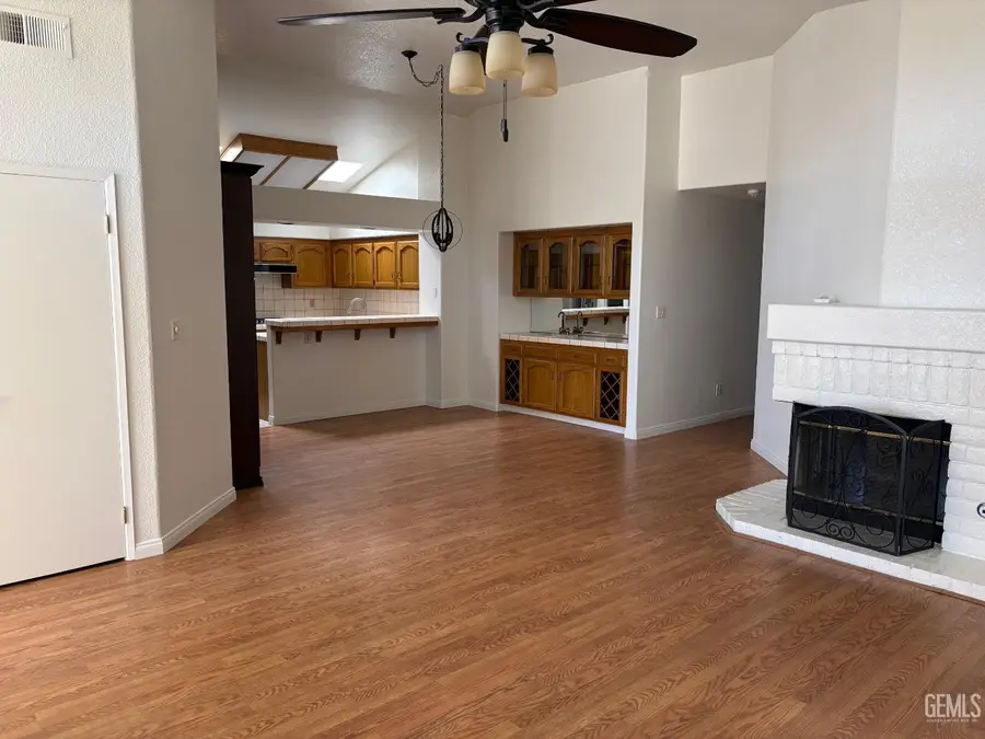 8228 NORFOLK COURT, Bakersfield, CA 93311 - #3