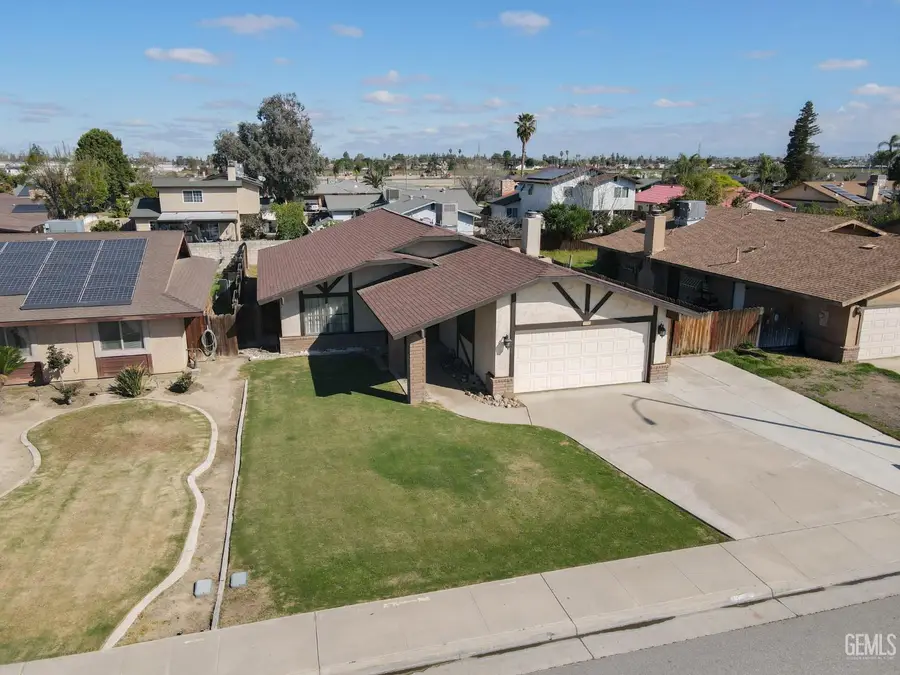 4412 SUGAR CANE AVENUE, Bakersfield, CA 93313 - #3