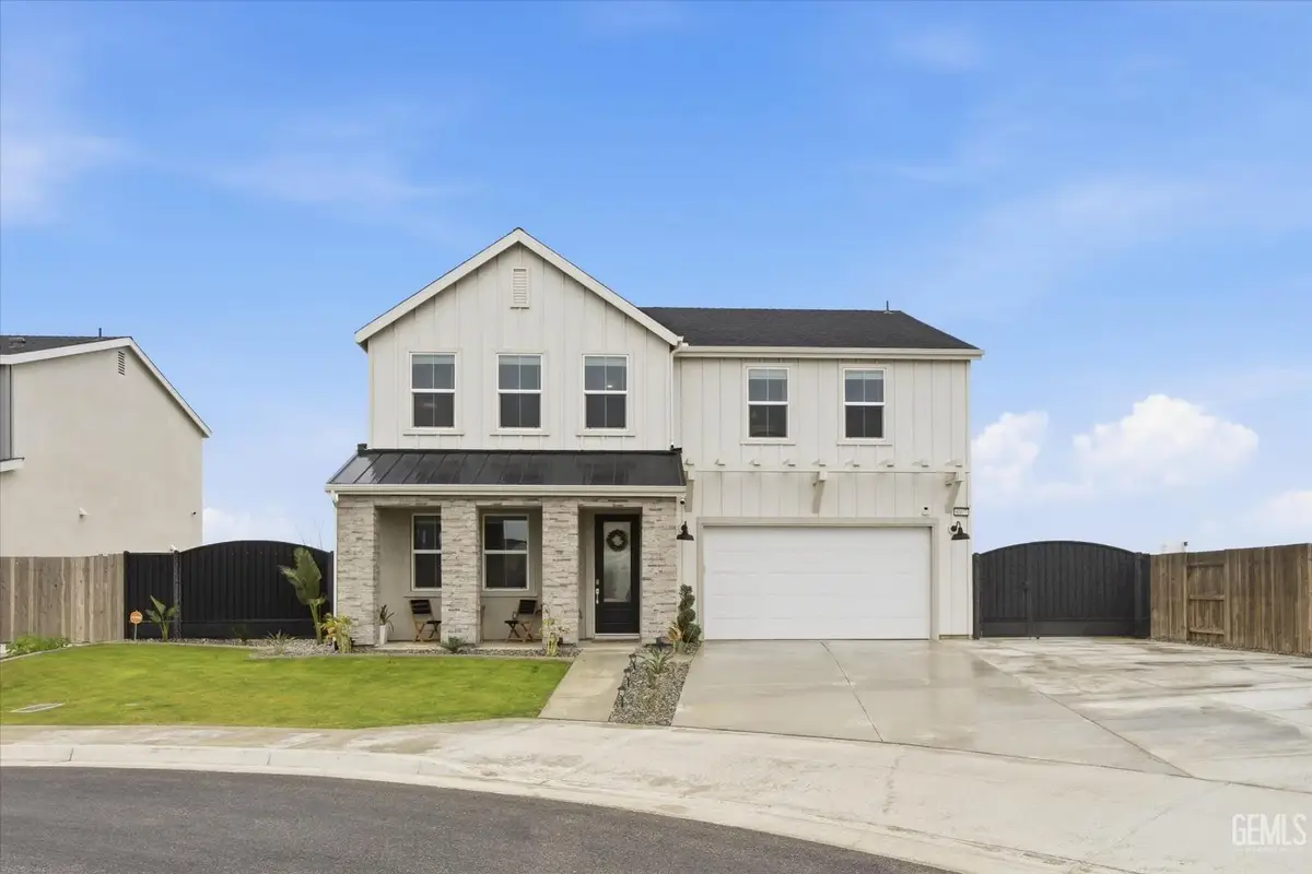 6807 DIAMOND SPRINGS DRIVE, Bakersfield, CA 93313 - #1