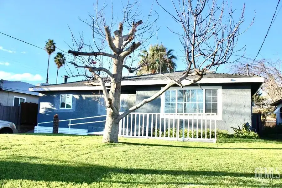 2912 WILSON ROAD, Bakersfield, CA 93304 - #2