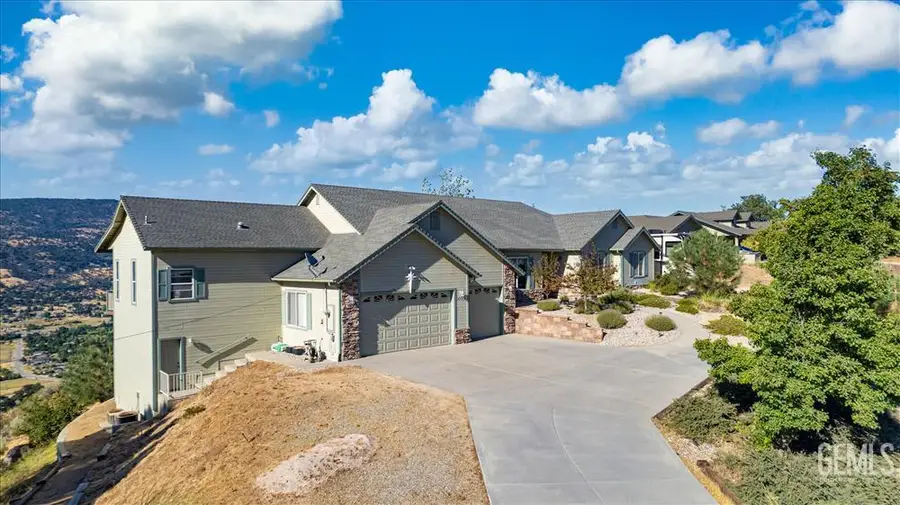 30730 FOX RIDGE COURT, Tehachapi, CA 93561 - #2