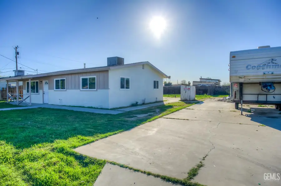 2701 HOUCHIN ROAD, Bakersfield, CA 93304 - #3