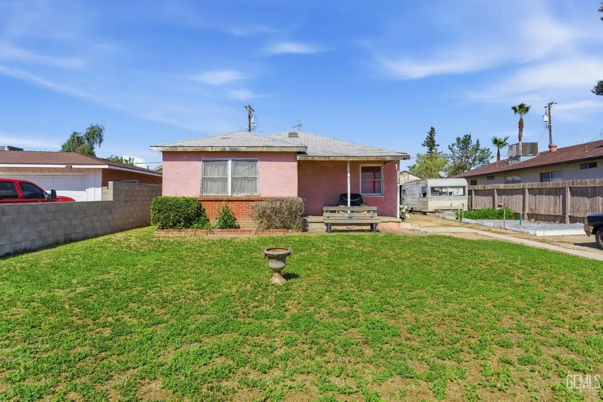 3318 PIONEER DRIVE, Bakersfield, CA 93306 - #1