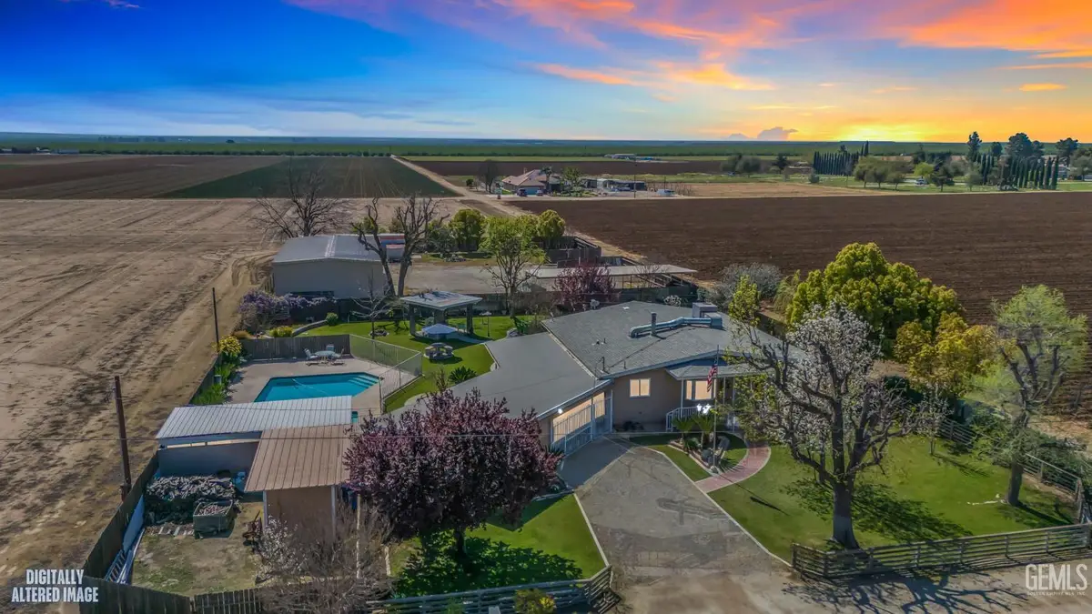 10115 STENDERUP AVENUE, Bakersfield, CA 93307 - #1