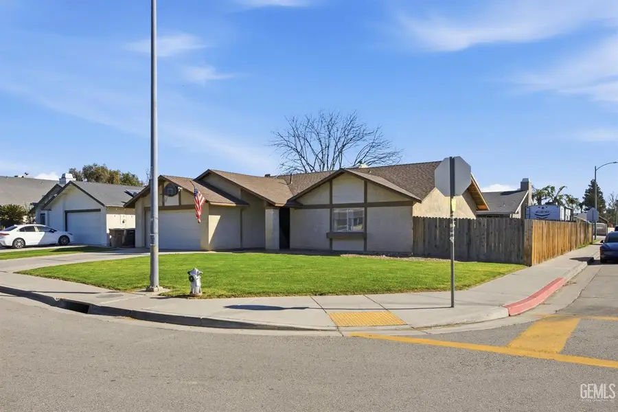 2213 FAITH AVENUE, Bakersfield, CA 93304 - #2